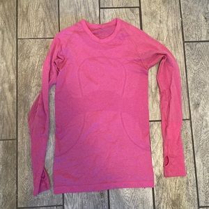 Lululemon tech long sleeve sz 2